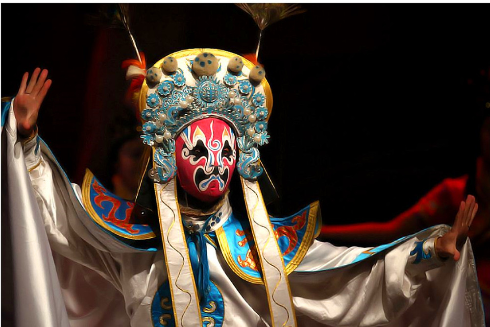 Enjoy Sichuan Opera